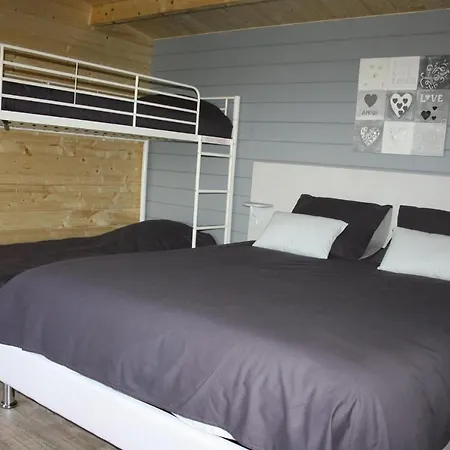 D'hotes La Landriere Bed & Breakfast 3*